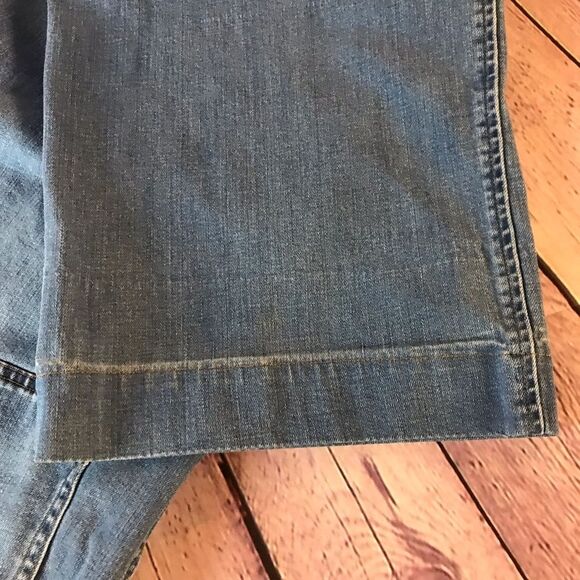 Talbots Classic Light Blue Wide Leg Denim Trouser Jeans High Rise Minimalist 8 - Picture 4 of 14